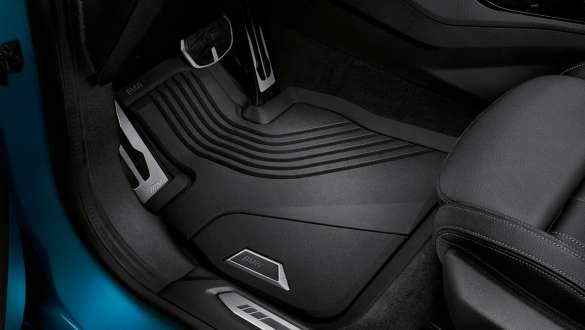 BMW all-weather floor mats front BMW 2 Series Gran Coupé F44 BMW all-weather floor mats front BMW 2 Series Gran Coupé Snapper Rocks Blue metallic F44 interior