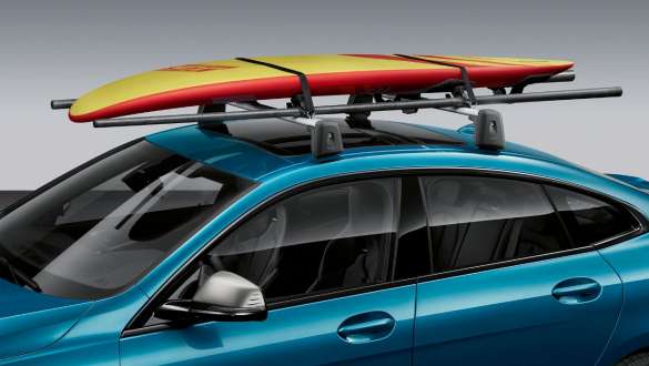 BMW surfboard holder BMW 2 Series Gran Coupé F44 BMW surfboard holder for roof transport BMW 2 Series Gran Coupé Snapper Rocks Blue metallic F44 exterior