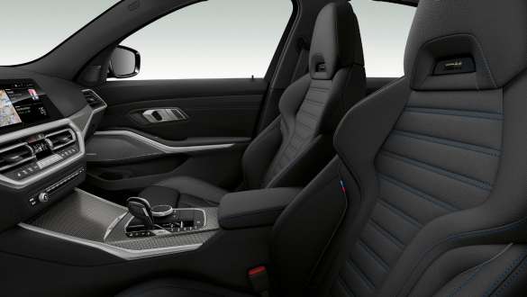 BMW 3 Series Sedan, sport seats 플러그인 하이브리드 G20 Close-up side view of the front row seats with black sport seats for driver and front passenger 플러그인 하이브리드 G20.