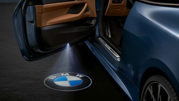 BMW LED door projectors BMW 4 Series Coupé G22 2020 BMW LED door projectors BMW 4 Series Coupé G22 2020 close up