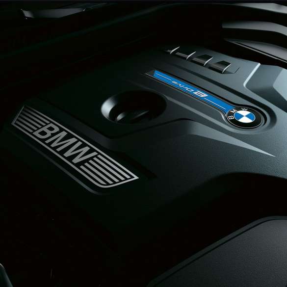 BMW 530e Plug-in hybrid G30 플러그인 하이브리드 BMW 5 Series Sedan 530e Plug-in hybrid G30 engine 플러그인 하이브리드