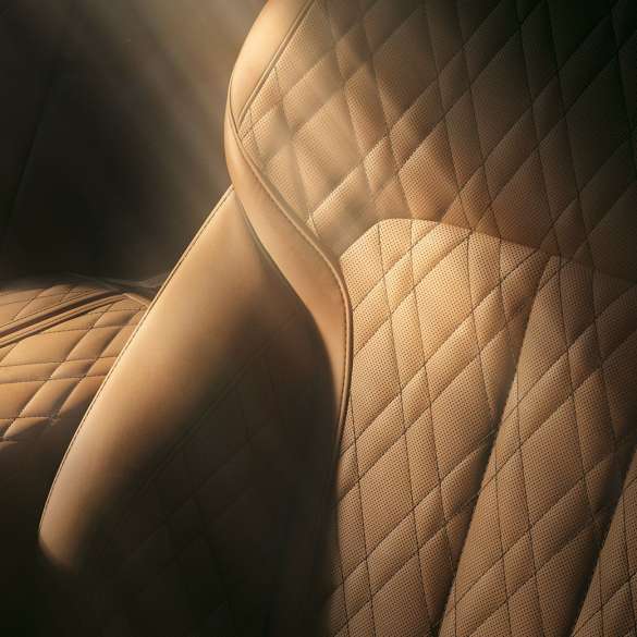 BMW 7 Series Sedan leather seats 플러그인 하이브리드 G11 BMW 7 Series Sedan: close-up of high-quality leather seats 플러그인 하이브리드 G11