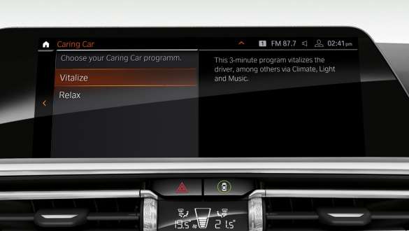 BMW Intelligent Personal Assistant. BMW 8 Series Coupé, control display with BMW Personal Personal Assistant.