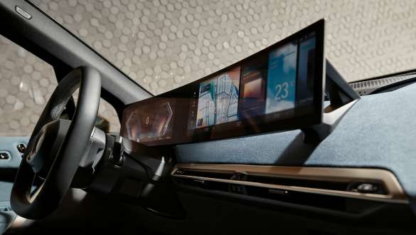 BMW iX i20 electric SUV BMW 커브드 디스플레이 BMW iX i20 electric SUV BMW 커브드 디스플레이 인테리어
