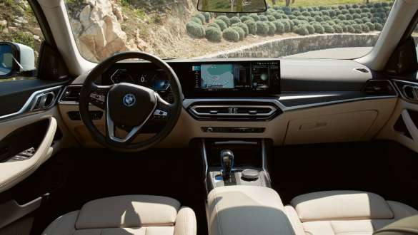 콕핏 BMW i4 G26 2021 전기차 콕핏 BMW i4 G26 2021 인테리어 뷰 전기차
