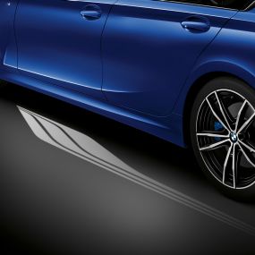 BMW 3시리즈 세단, 웰컴 라이트 카펫 운전석 웰컴 라이프 카펫