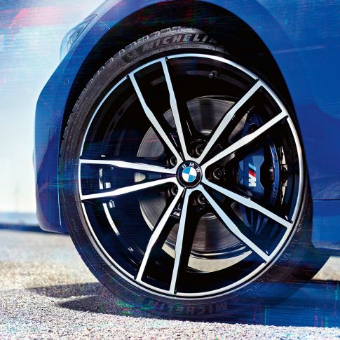 BMW 3시리즈 세단, 경합금 휠 791M BMW 3시리즈 세단의 19인치 M 경합금 휠 791 M 젯블랙
