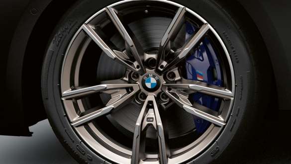 M 스포츠 브레이크 다크 블루 메탈릭 BMW M240i xDrive 쿠페 G42 2021 BMW M240i xDrive 쿠페 G42 2021 M 스포츠 브레이크 다크 블루 메탈릭 클로즈업