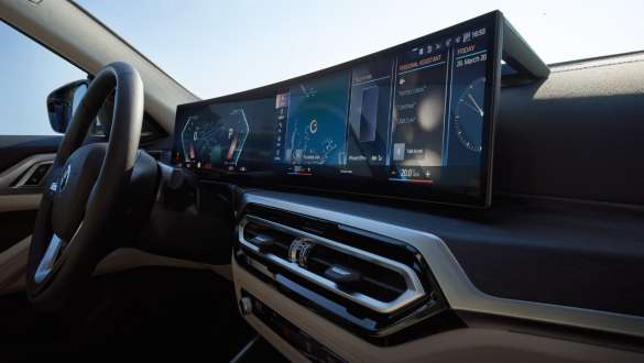 BMW 커브드 디스플레이 BMW i4 G26 2021 BMW 커브드 디스플레이 BMW i4 G26 2021 컨트롤 디스플레이 인테리어