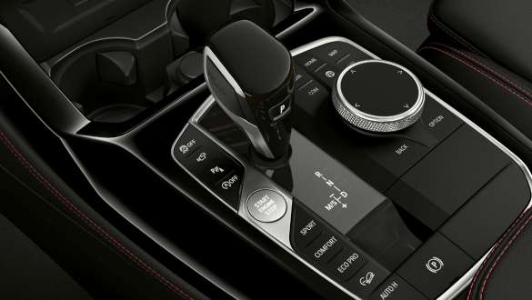 8단 스텝트로닉 스포츠 변속기 BMW X4 M40i M40d G02 LCI 2021 BMW X4 M40i M40d G02 LCI 2021 페이스리프트 8단 스텝트로닉 스포츠 변속기