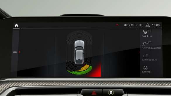BMW X6 M Automobiles SUV F96 with Parking Assistant Plus Parking Assistant Plus BMW X6 M Automobiles F96 SUV 2020 interior