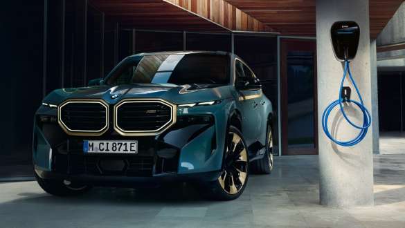 BMW XM G09 플러그인 하이브리드 주행 가능 거리