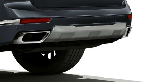 M sport exhaust system SUV G07 Close-up of zje M sport exhaust system SUV G07