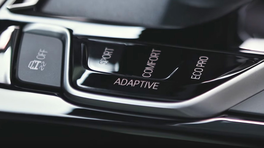 BMW 3 시리즈 세단 G20 BMW 플러그인 하이브리드 eDrive 모드 BMW 3 시리즈 세단 G20 BMW 플러그인 하이브리드 eDrive 모드 클로즈업