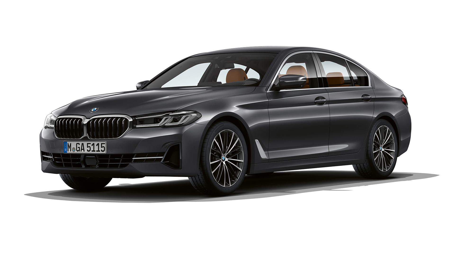BMW 5 Series Sedan G30 Basic equipment 플러그인 하이브리드 BMW 5 Series Sedan 540i G30 2020 Basic equipment in Sophisto Grey three-quarter front view 플러그인 하이브리드