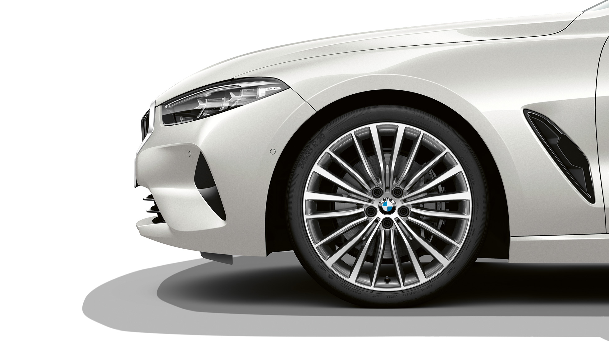 19'' light alloy wheels Multi-spoke style 731 Bicolor G15. BMW 8 Series Coupé, 19'' light alloy wheels Multi-spoke style 731 Bicolor G15.