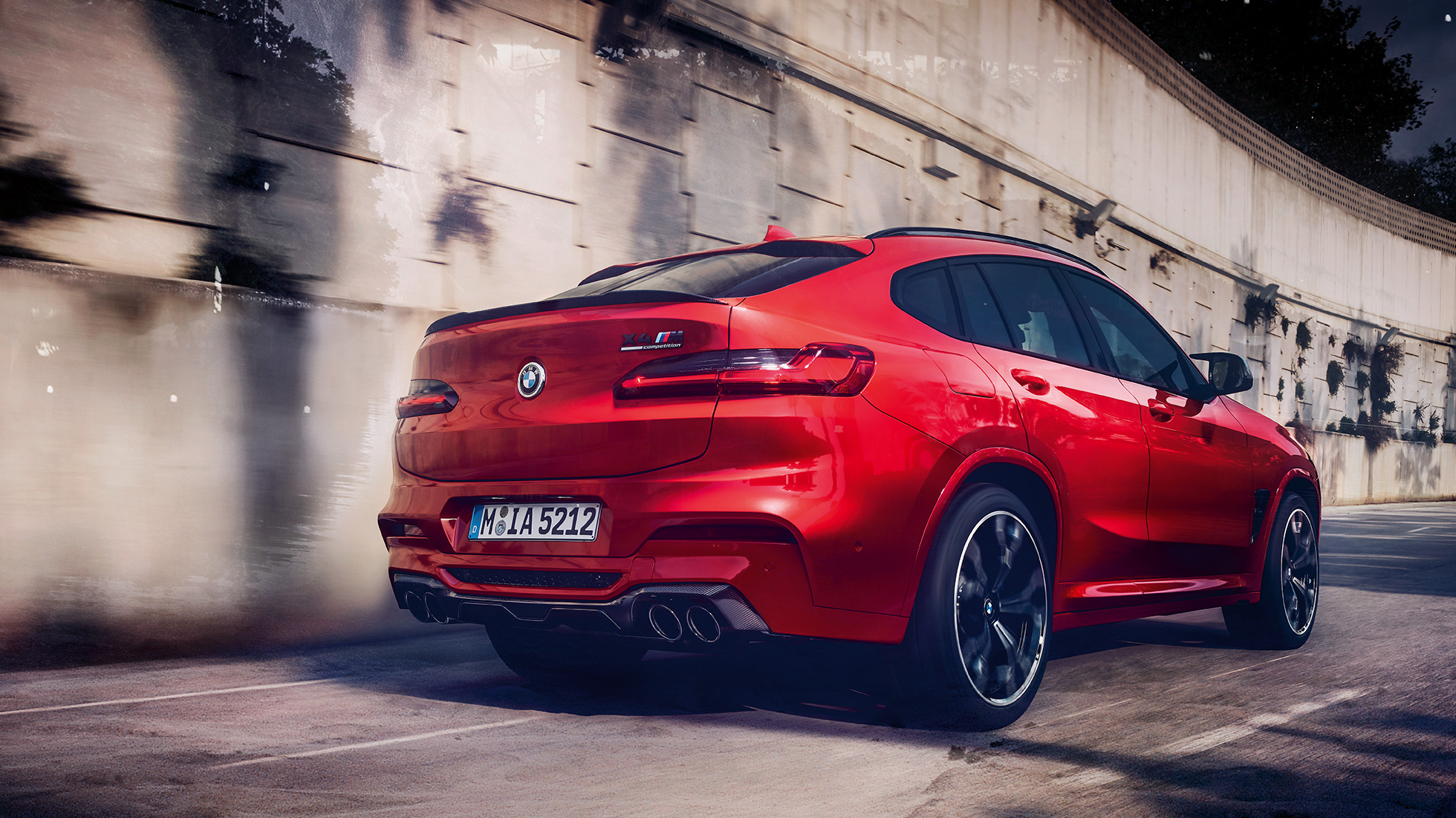 BMW X4 M SUV 컴페티션, 카본 사이드 미러 캡 F98 BMW X4 M SUV 컴페티션 토론토 레드 메탈릭, 외관, M 카본 익스테리어 패키지, 카본 사이드 미러 캡 F98