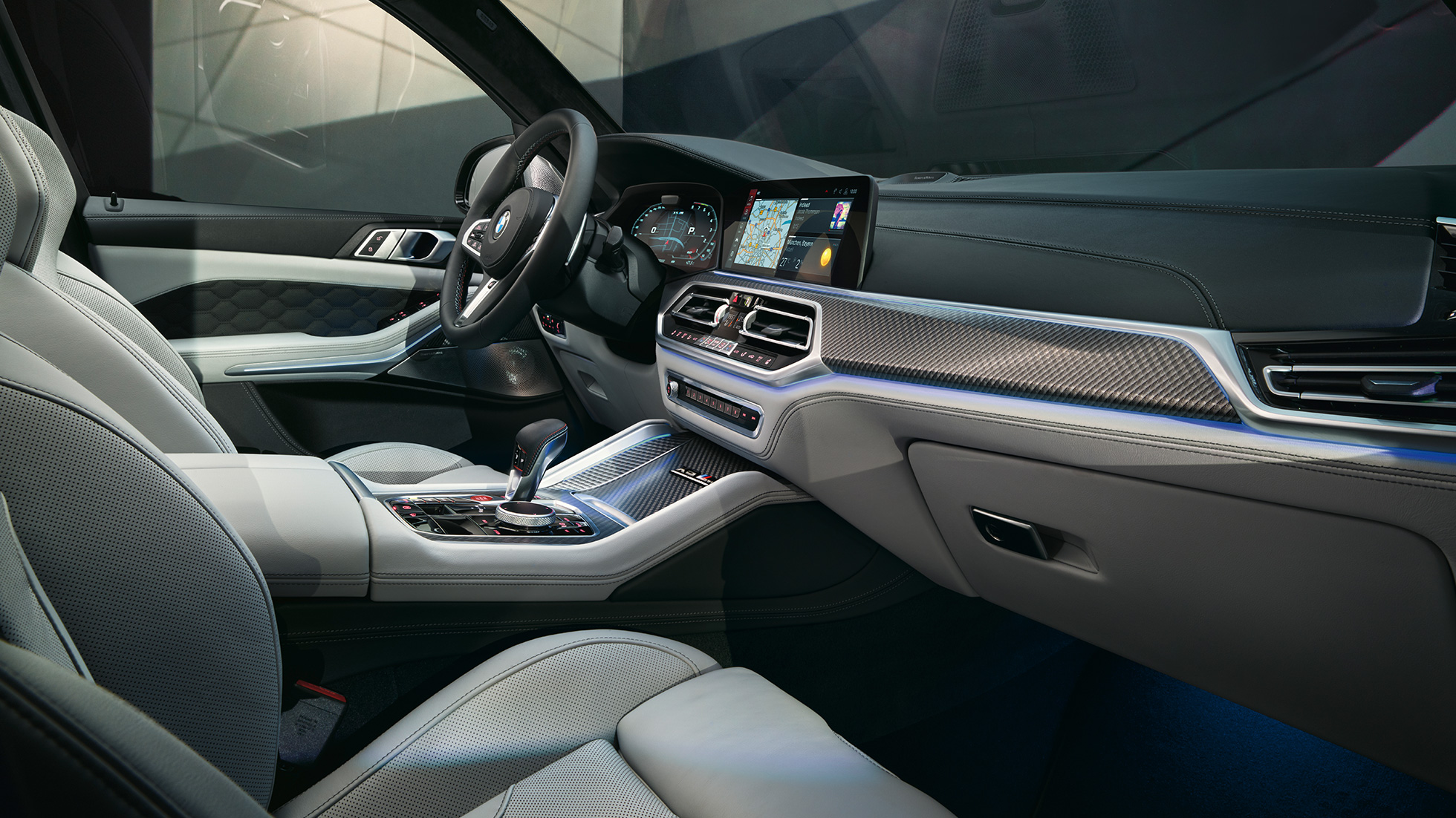 BMW X5 M Competition SUV F95 centre console with M gear selector BMW X5 M Competition SUV F95 centre console with M gear selector interior