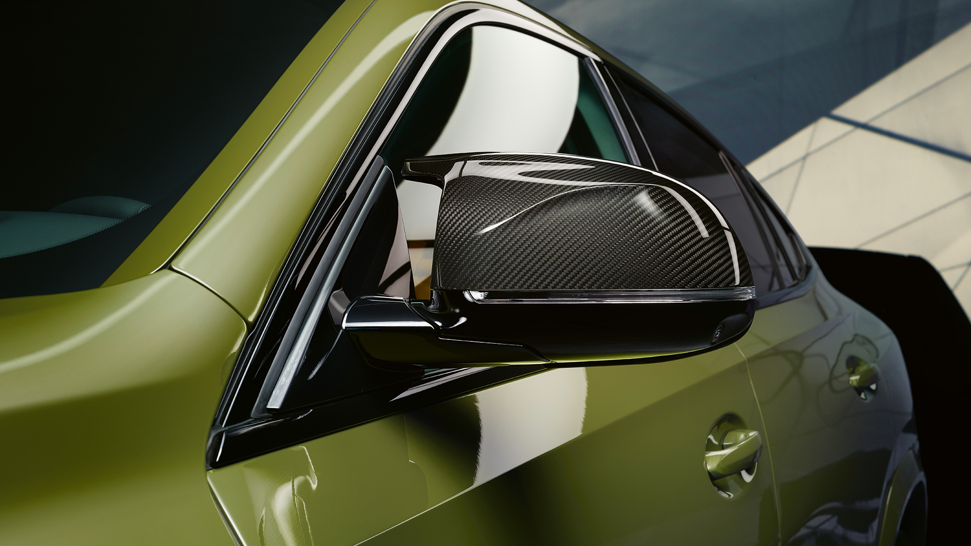 BMW X6 M Competition SUV F96 exterior BMW X6 M Competition SUV M carbon mirror cap F96 exterior