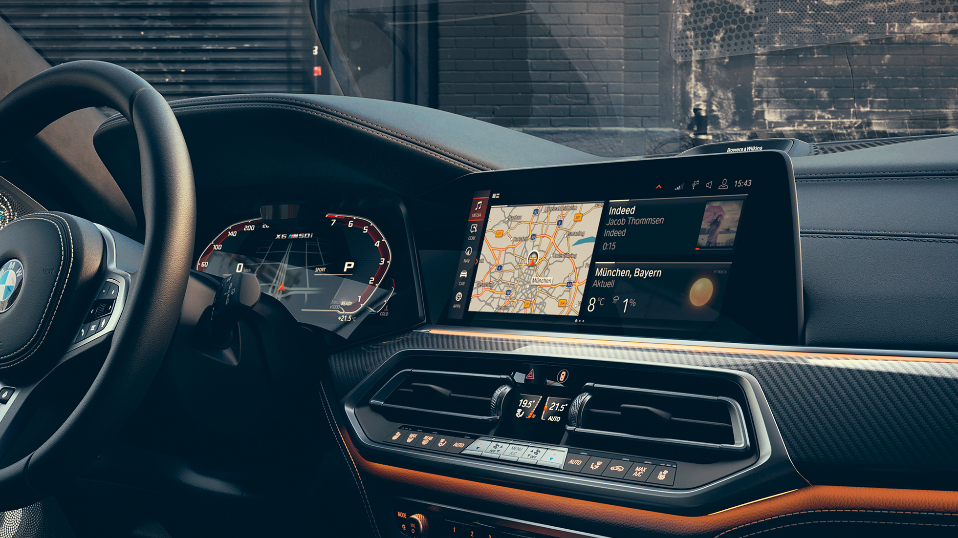 Cockpit with view of 12,3“ Displays SUV G06. BMW X6 cockpit with view of 12,3“ Displays SUV G06.
