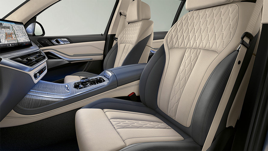 BMW X7 G07 LCI 측면에서 본 운전석 센사핀 쿠션 모습