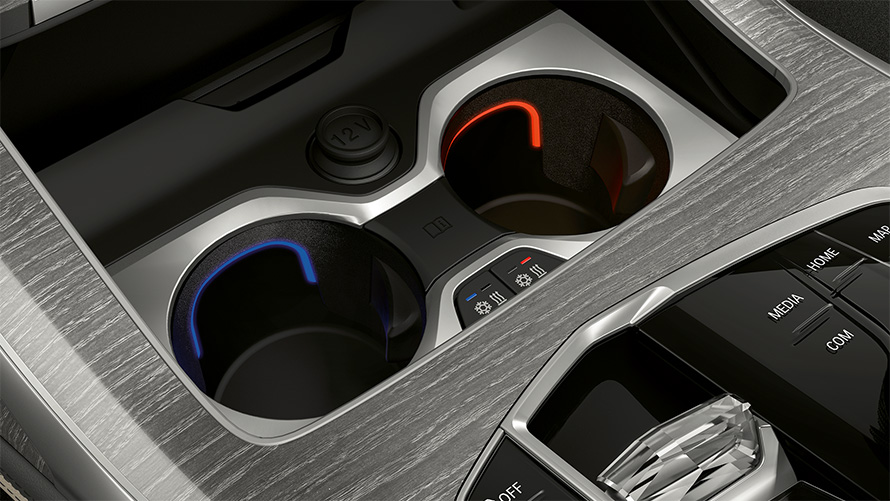 컴포트 패키지 클로즈업 컵 홀더 BMW X7 G07 LCI