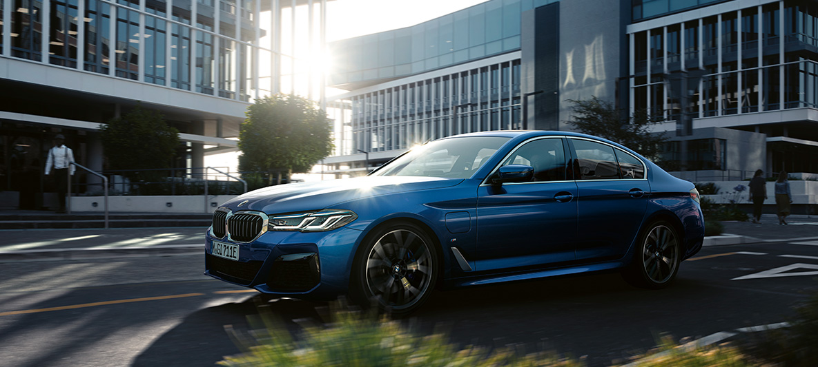 BMW 플러그인 하이브리드 주행 가능 거리 BMW 일렉트로모빌리티 BMW 플러그인 하이브리드 주행 가능 거리