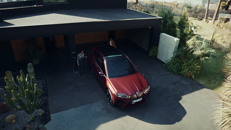 BMW iX i20 전기 SUV personal eSIM 5G 동영상 BMW iX i20 전기 SUV personal eSIM 5G 동영상