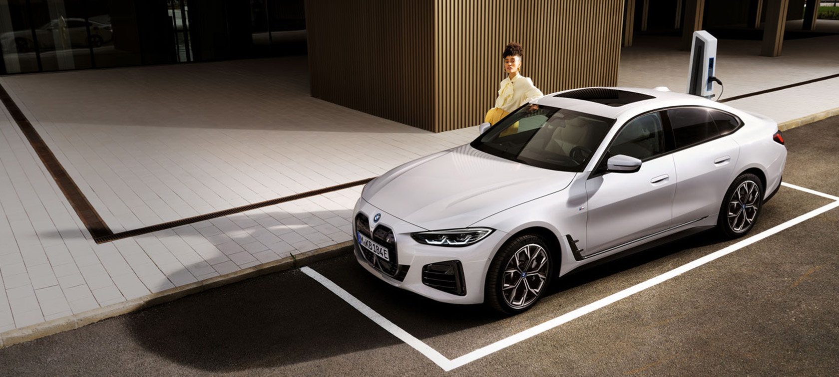 BMW i4 프로모션.