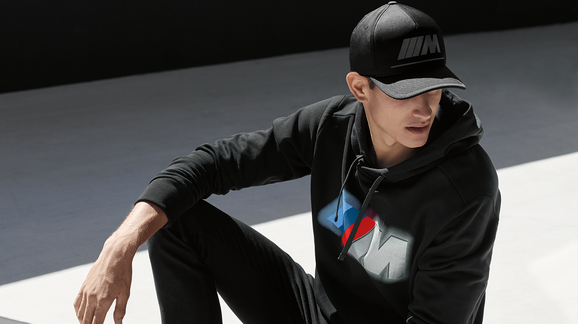 BMW M CAP & HOODY BMW M CAP & HOODY