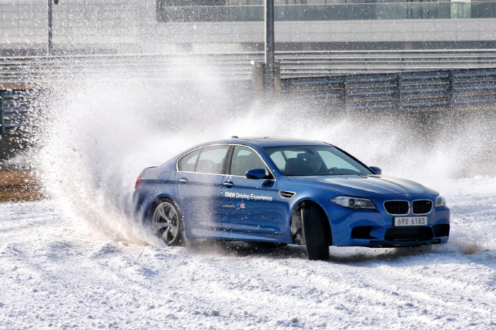 BMW 코리아, 드라이빙 센터에 ‘윈터 드라이빙 프로그램’ 개시 BMW 코리아, 드라이빙 센터에 ‘윈터 드라이빙 프로그램’ 개시