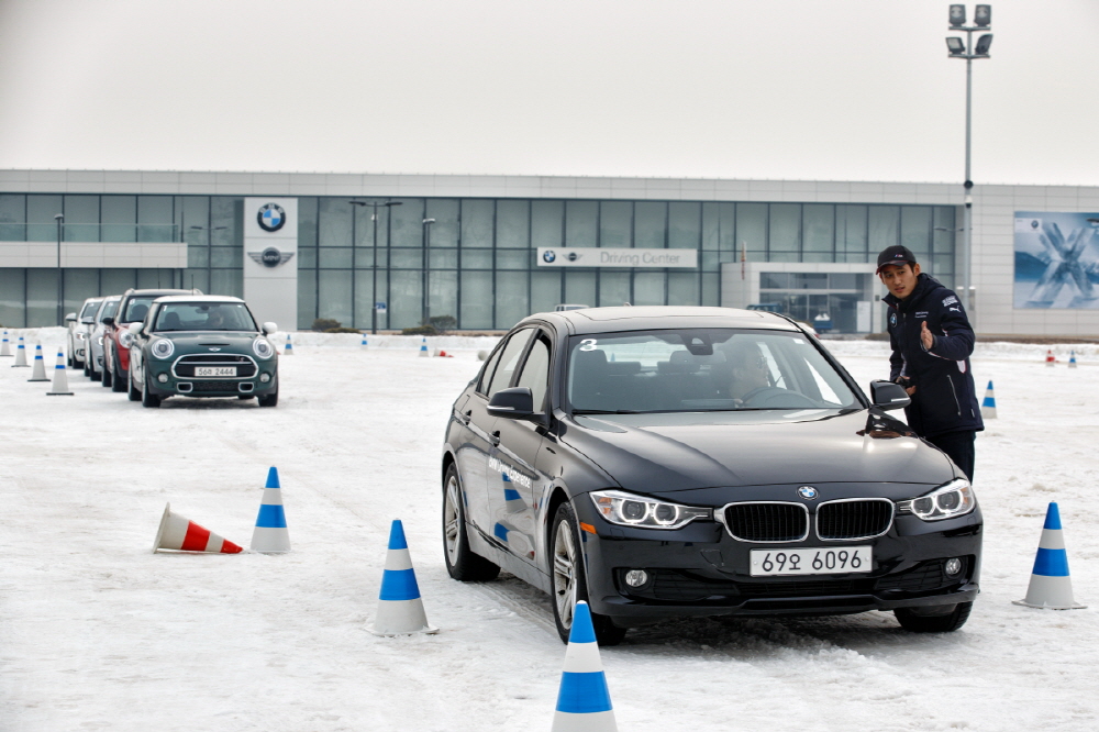 BMW 코리아, 드라이빙 센터에 ‘윈터 드라이빙 프로그램’ 개시 BMW 코리아, 드라이빙 센터에 ‘윈터 드라이빙 프로그램’ 개시