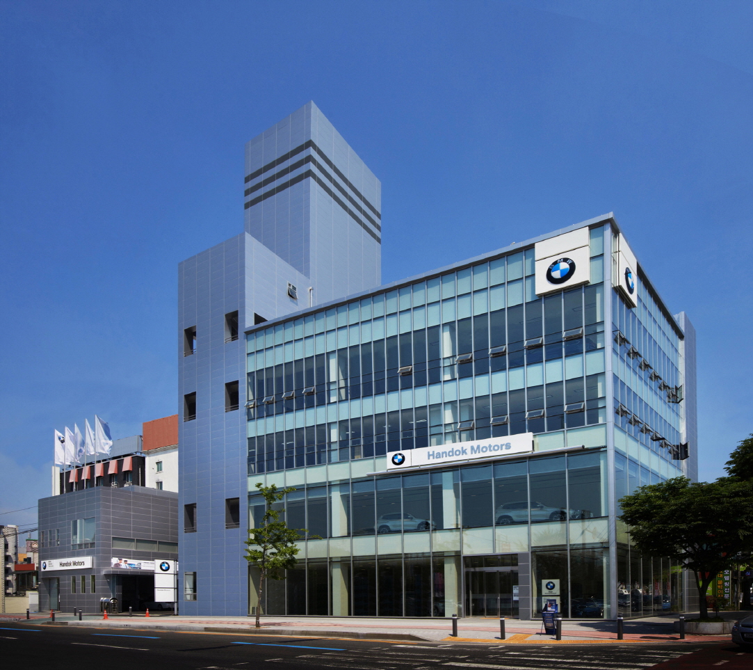 BMW 코리아, 광주 상무 전시장/패스트레인 서비스센터 오픈 BMW 코리아, 광주 상무 전시장/패스트레인 서비스센터 오픈