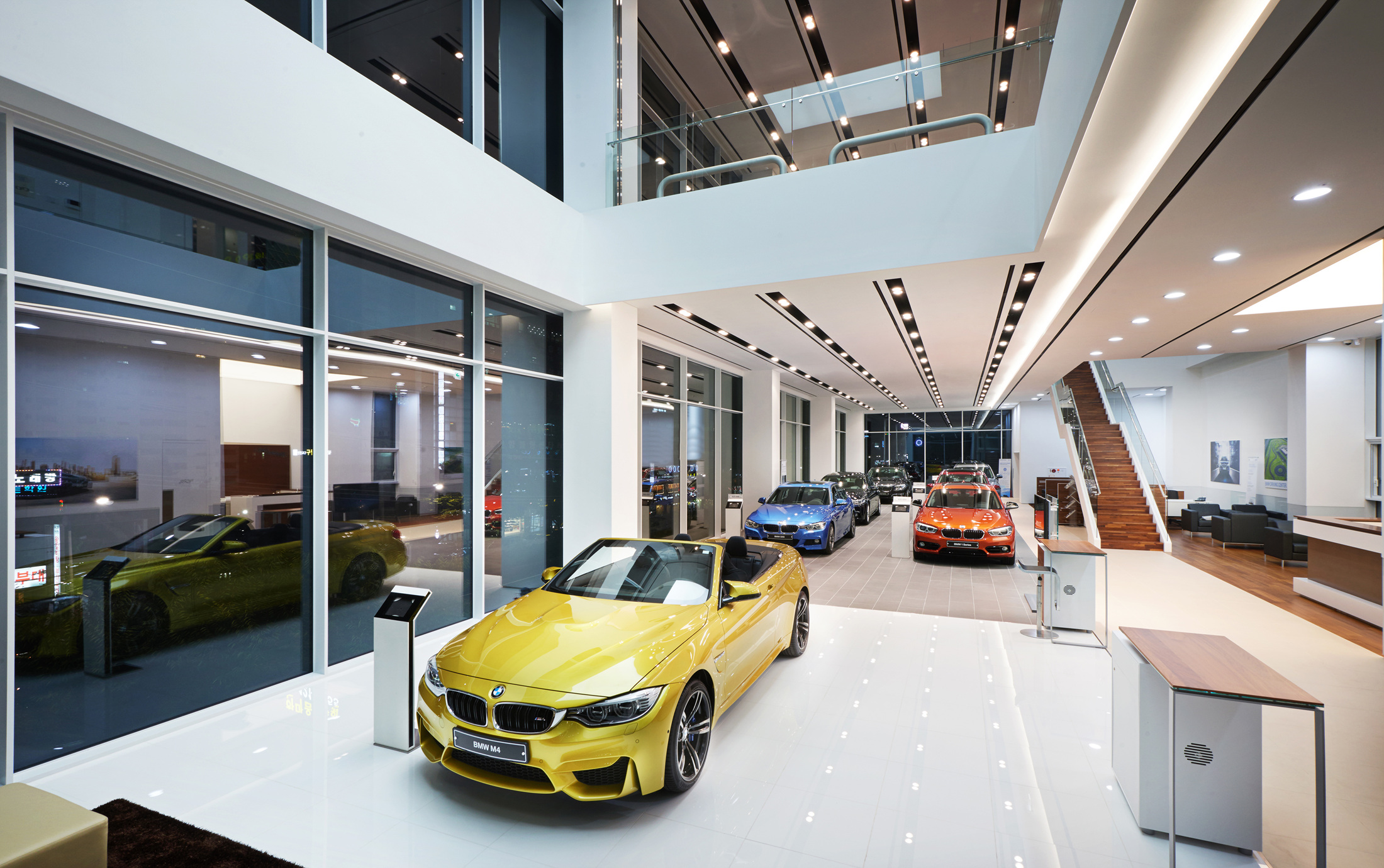 BMW/MINI 인천전시장 확장 이전 오픈 BMW/MINI 인천전시장 확장 이전 오픈