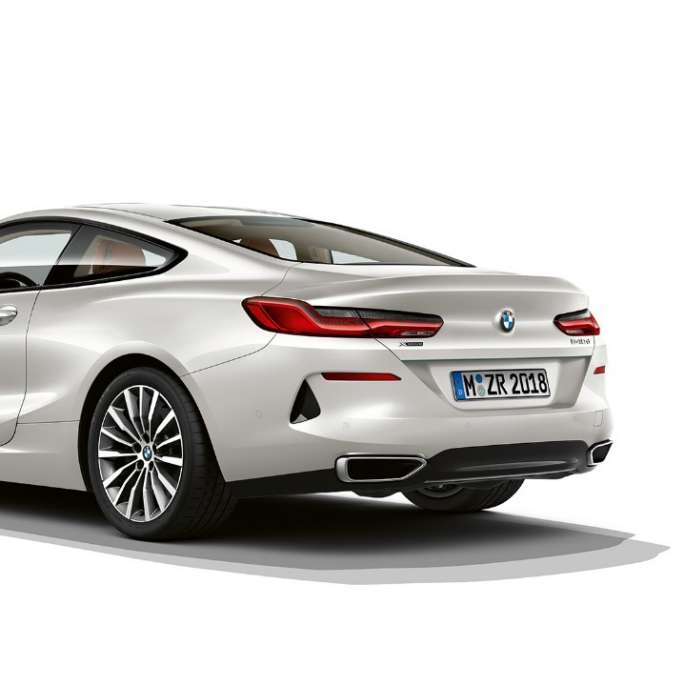 BMW 8 Series Coupé, Mineral White metallic, three-quarter back view G15.