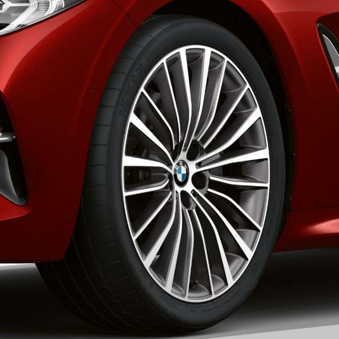 BMW 8 Series Gran Coupé, base model wheels G16