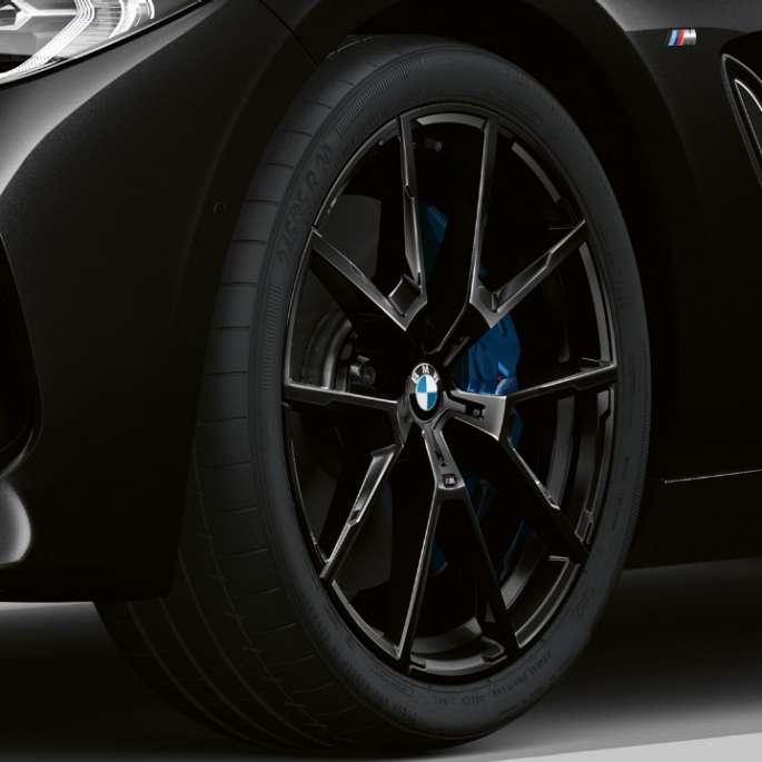 BMW 8 Series Gran Coupé, M Sport package wheels G16